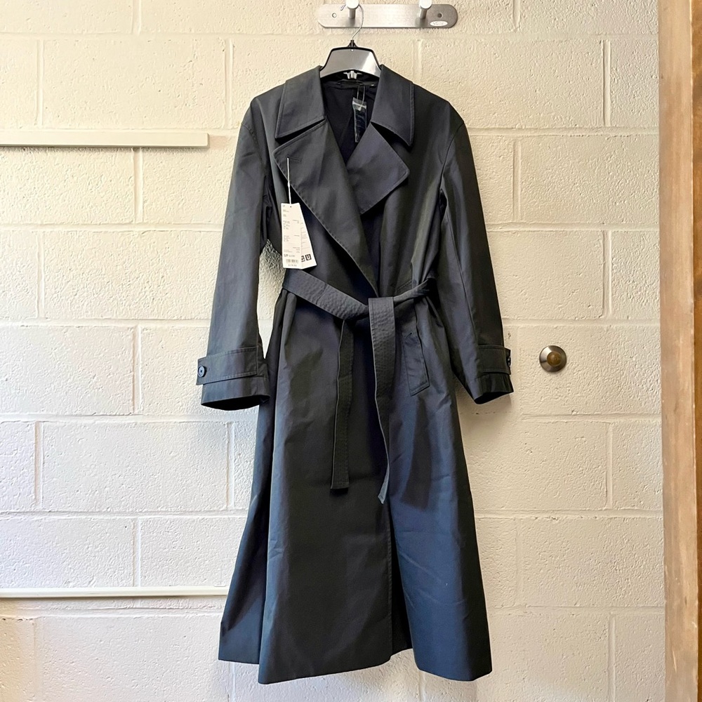 SOLD‼️NWT Lemaire‼️ spring 🌿 must-have space grey trench coat